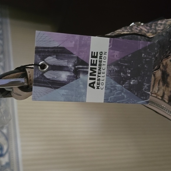 Brand new leather Aimee Kestenberg Collection snake skin pocketbook purse - Picture 4 of 4